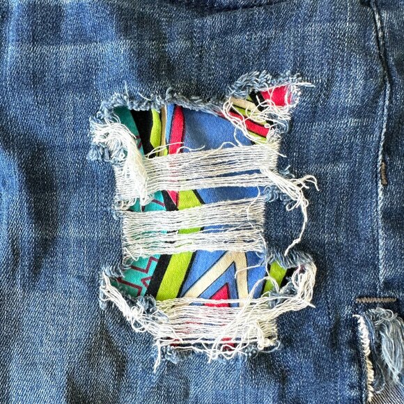 Victoria's Secret High Rise Cut-Off Jean Shorts - Picture 7 of 7